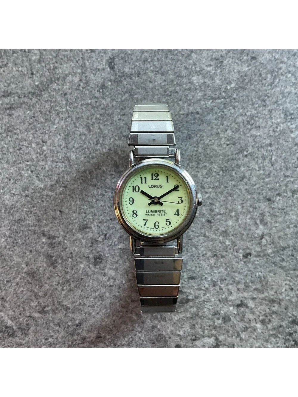 Lorus Lumbrite by Seiko Women's Watch 24mm Silver Tone Case & Band V501-6R30 B-Y